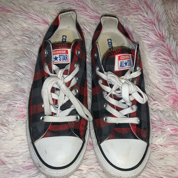 checkered converse